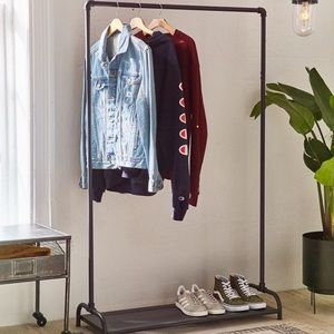 Meet your Posher, Justin